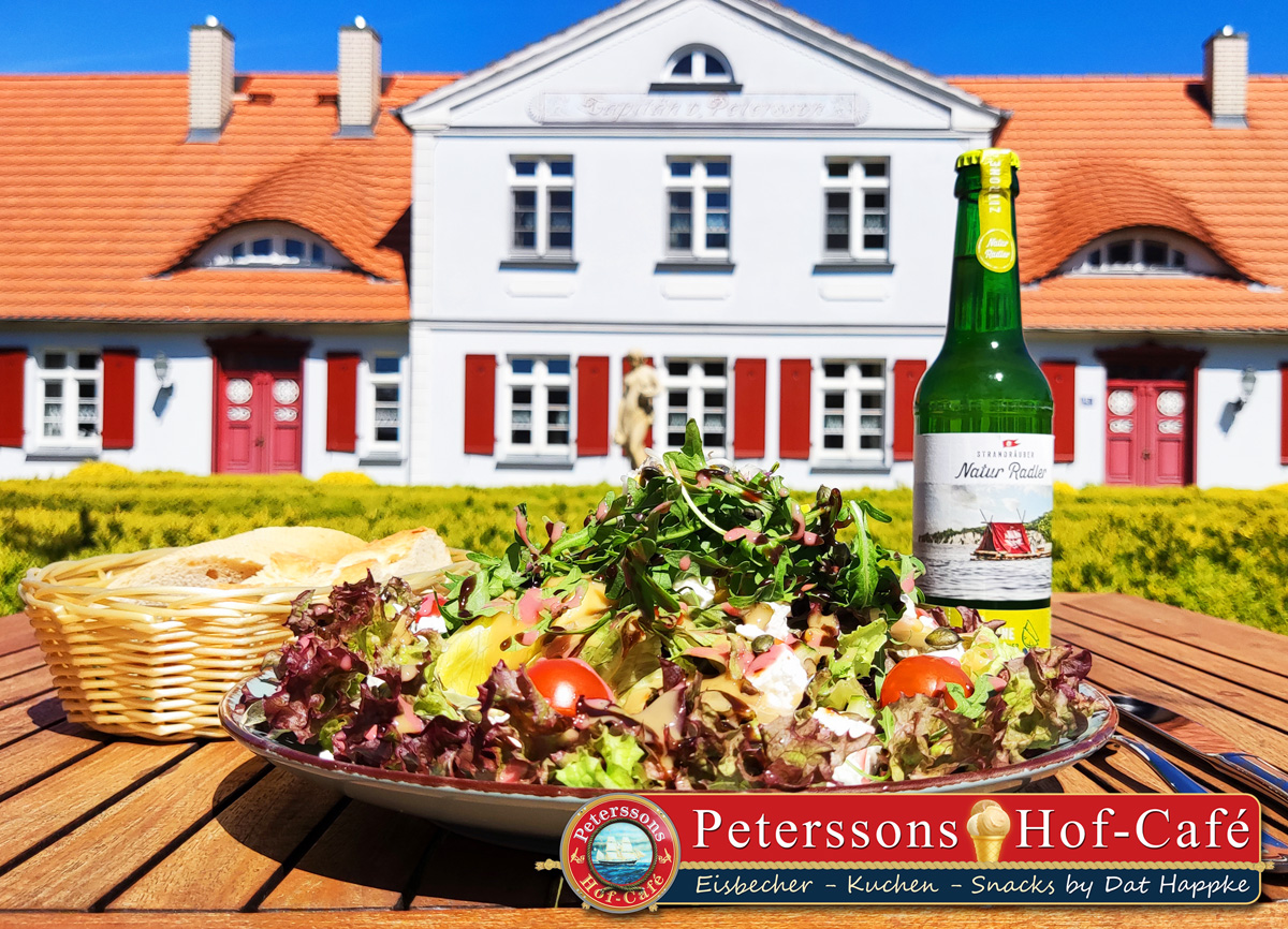 Peterssons Hof Cafe Salat Radler Dat Happke